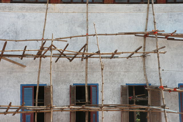 Gerst bambus baugerst gefrickel instabil unsicher kambodscha 