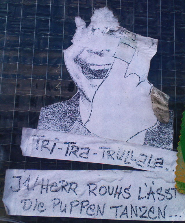 tri-tra-trullalla ehrenfeld puppen streetart 