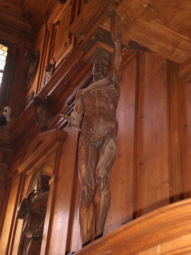 noch mehr hunger -und staub- anatomiesaal geschnitzt holzfigur uni bologna 