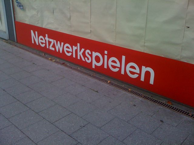 Superkrass NETZWERKSPIELEN! lan se-future party netzwerk 